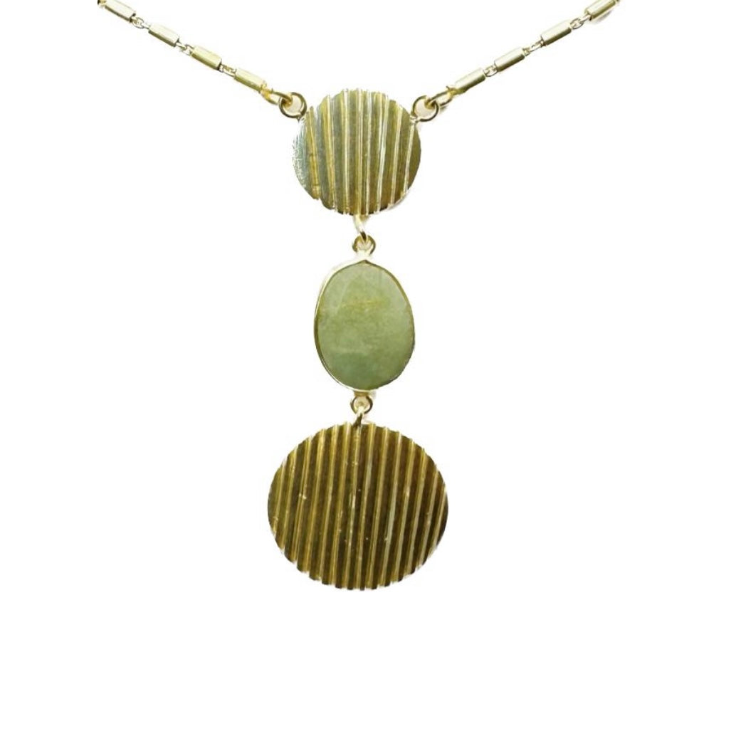 Merry Dove Necklace